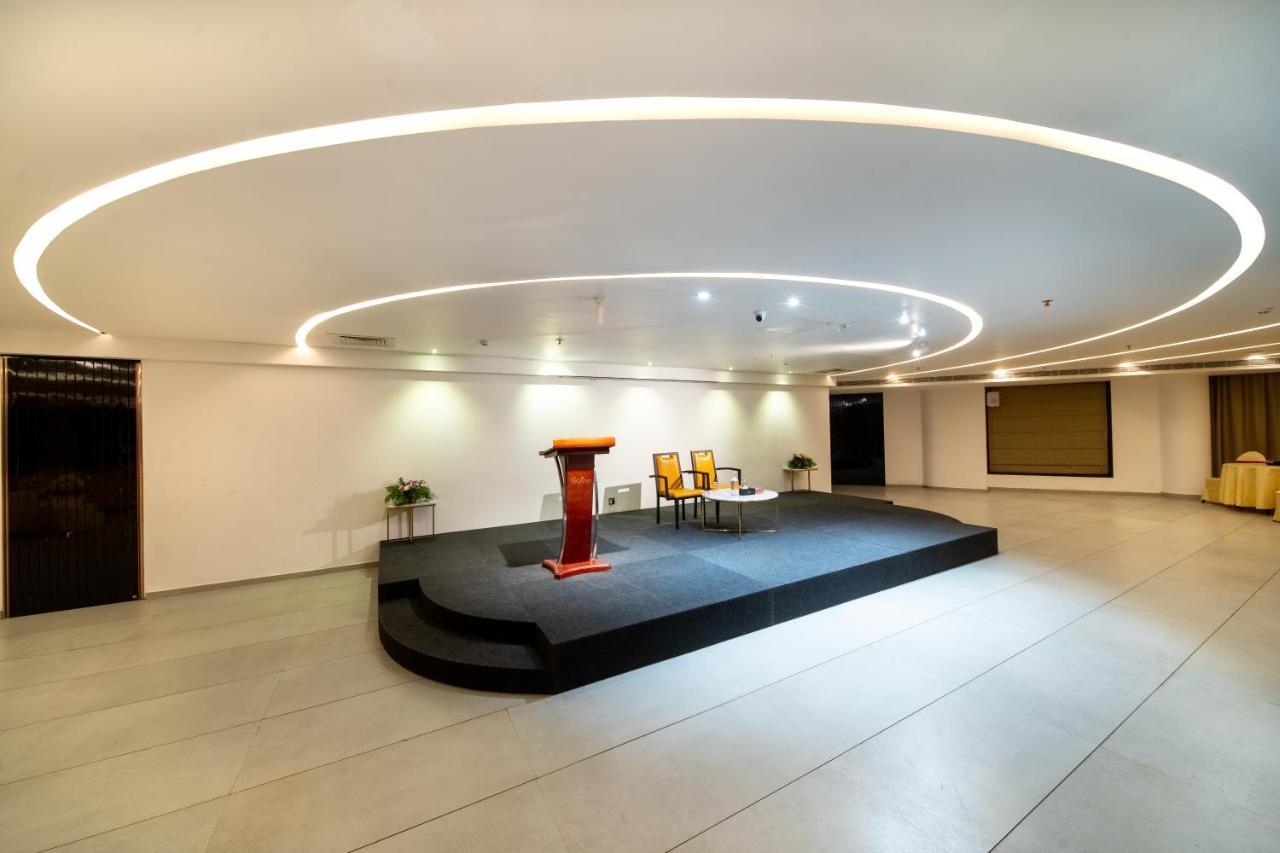 Fezinn Hotel - Best Wayanad Hotel In 2024 Kozhikode Dış mekan fotoğraf