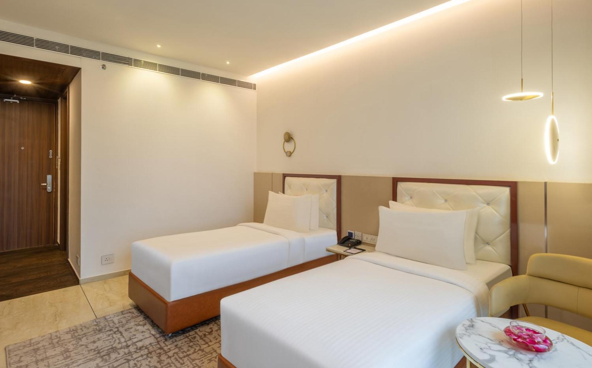 Fezinn Hotel - Best Wayanad Hotel In 2024 Kozhikode Dış mekan fotoğraf